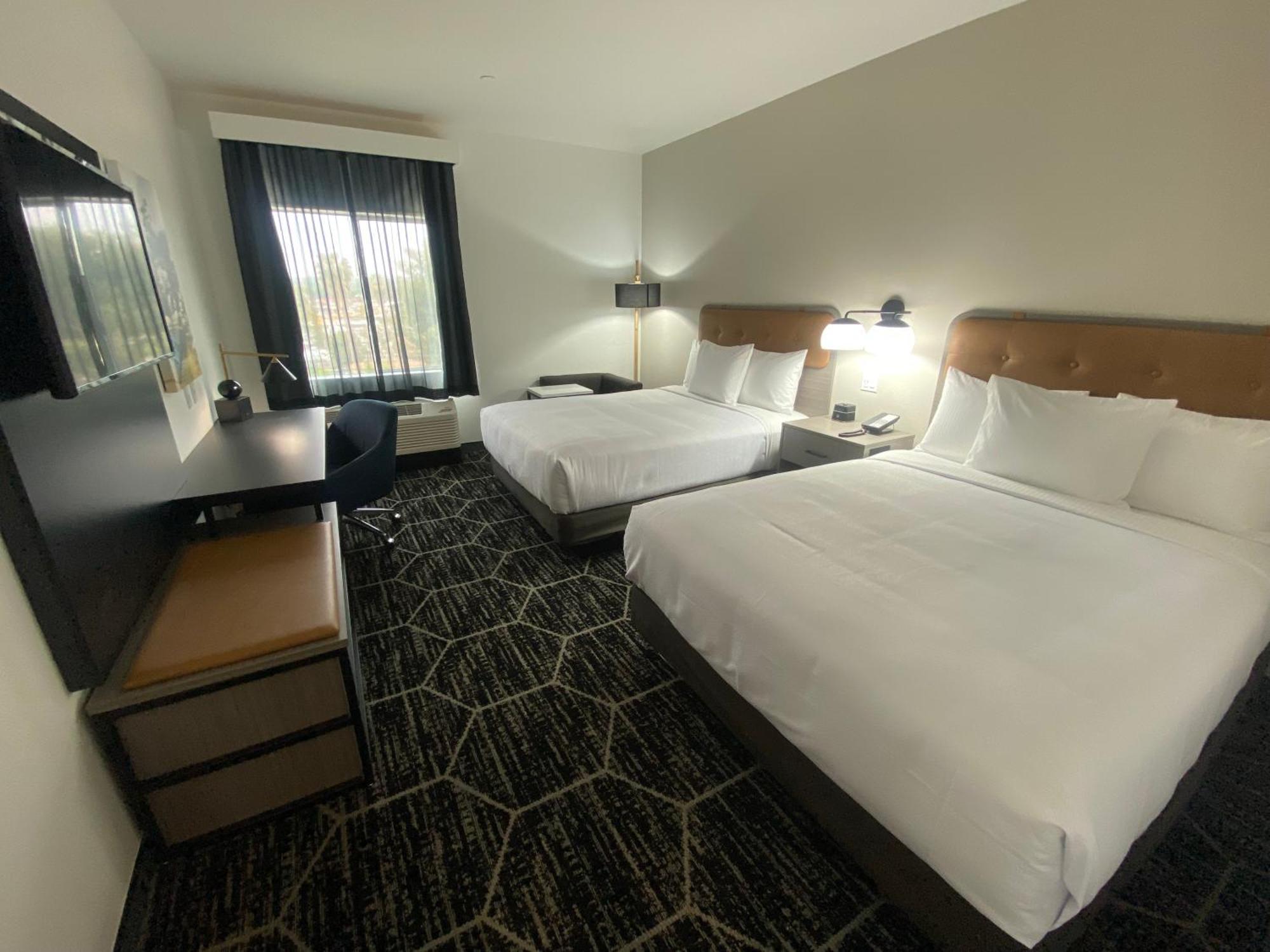 La Quinta Inn & Suites By Wyndham Yucaipa מראה חיצוני תמונה